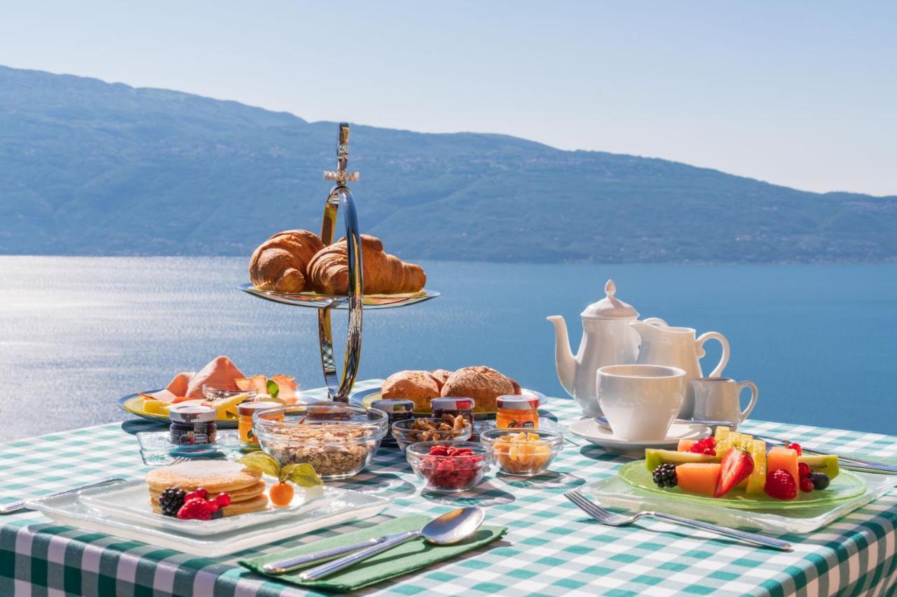 Boutique Hotel Villa Sostaga Gargnano Kültér fotó