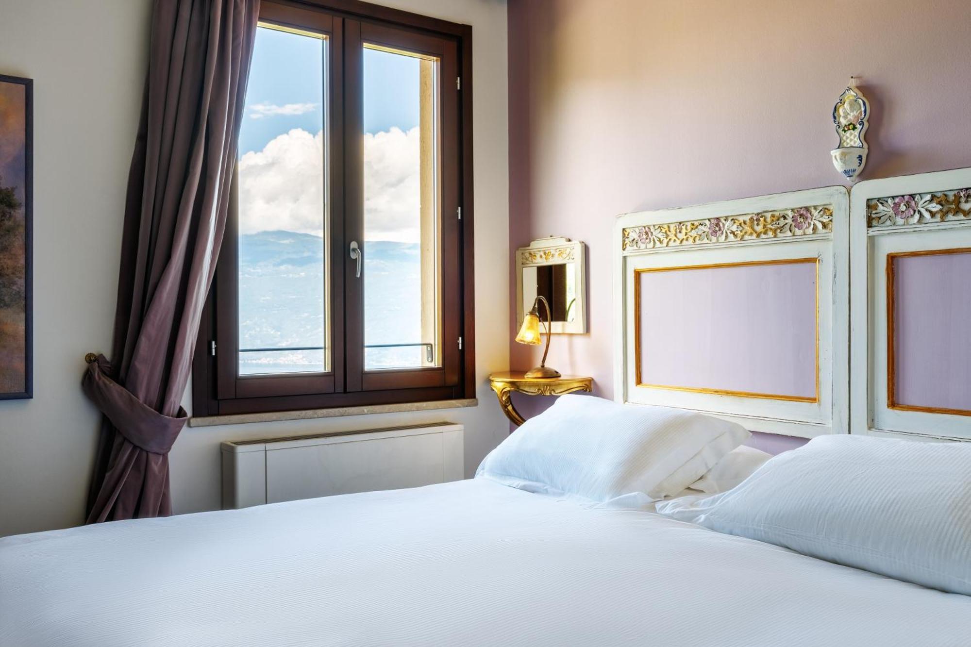 Boutique Hotel Villa Sostaga Gargnano Kültér fotó